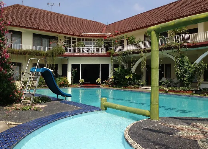 The Garden Syariah Hotel dan Restaurant Bogor